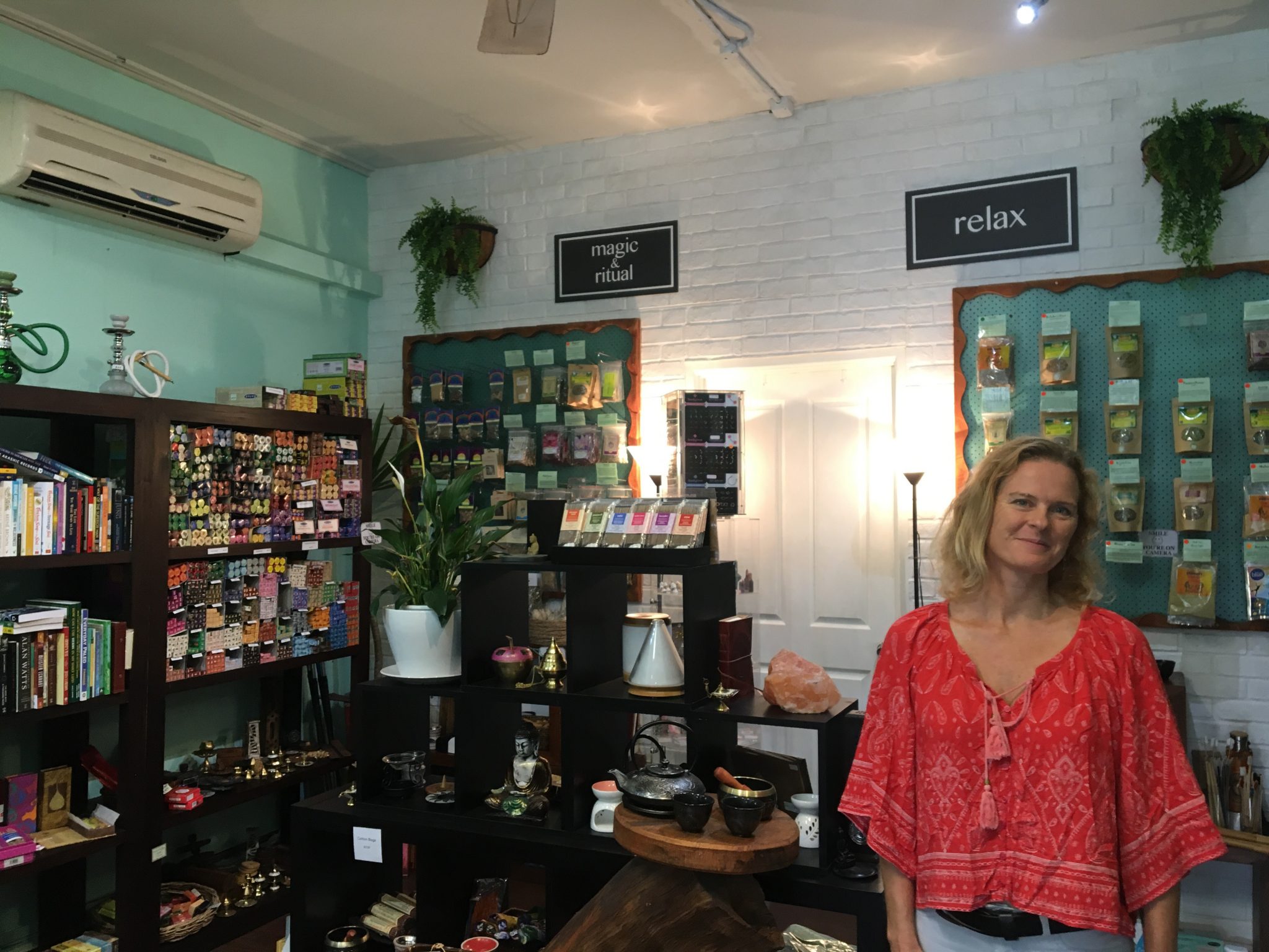 Brisbane West End Happy Herb Shop - Happy Herb Company